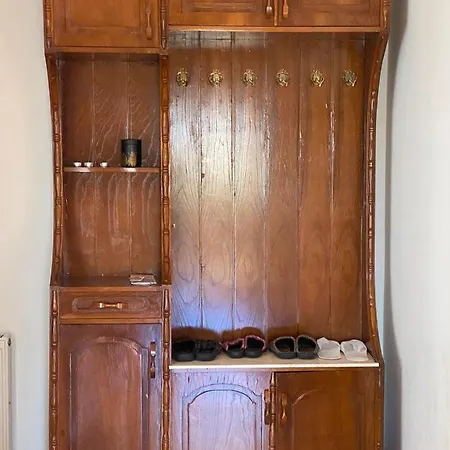 Merkezde Sahil Bandinda Bahriye Ucok Yaninda 3+1 Daire Apartment Fethiye